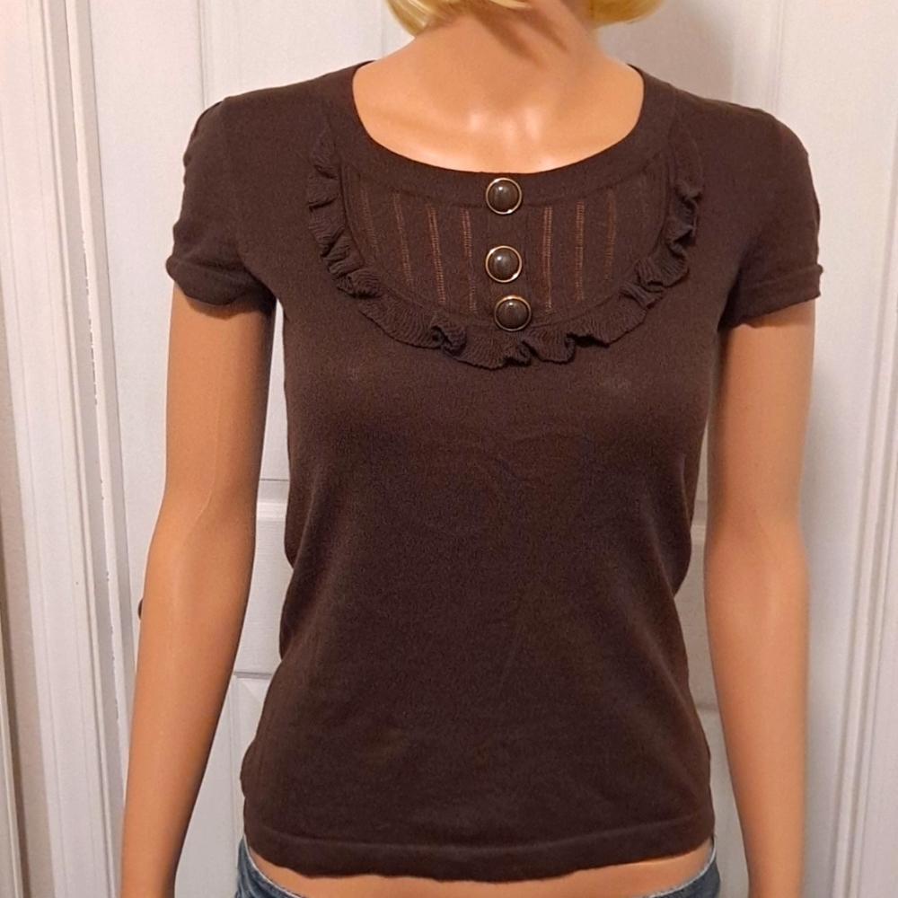 Banana Republic Brown Crew Neck Short-Sleeve Top with Button & Ruffle Accent